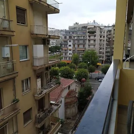 Appartement Cozy Studio, 1min From Kamara