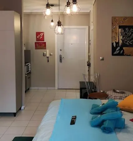 Cozy Studio, 1min From Kamara Appartement
